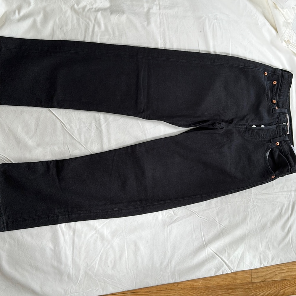 Levi wedgie straight jean size 24